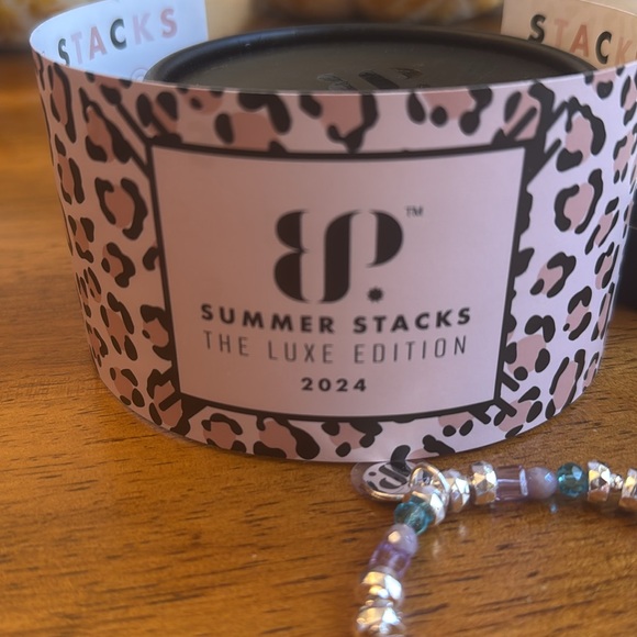 BP The Grace of a Queen Summer Stack ‘24 - Picture 6 of 6